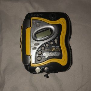 Vintage Sony mega bass fm/am radio sports Walkman